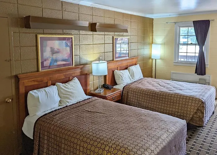 M Star Hotel Cleveland