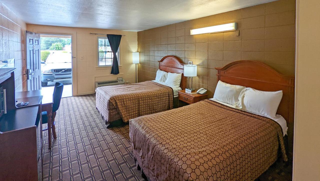M Star Hotel Cleveland